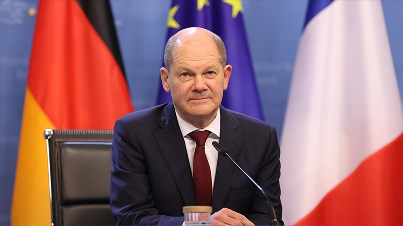 Scholz, Alman sanayisinde her bir istihdam için mücadele etmeye kararlı