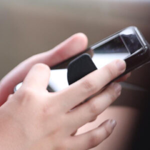 avrupada okullarda telefon yasagi ikF8gr1G