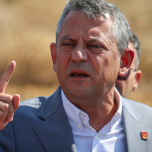 ozgur ozelden akpli karaismailoglunun hirsizligi mesrulastiriyor sozlerine yanit kayyumcu ciraginin seviyesine inersek cikarken vurgun yeriz DhAV8Fhb