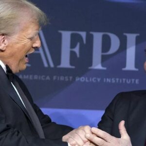 trump dostu rockyi onur odulune aday gosterdi VyFiCIMh