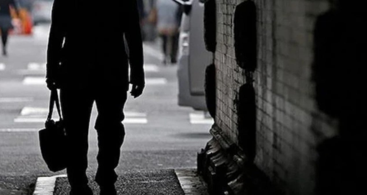 72si birden kepenk indirdi rekor geldi kovulan 18 bin kisi kara kara dusunuyor CcDOOPUx