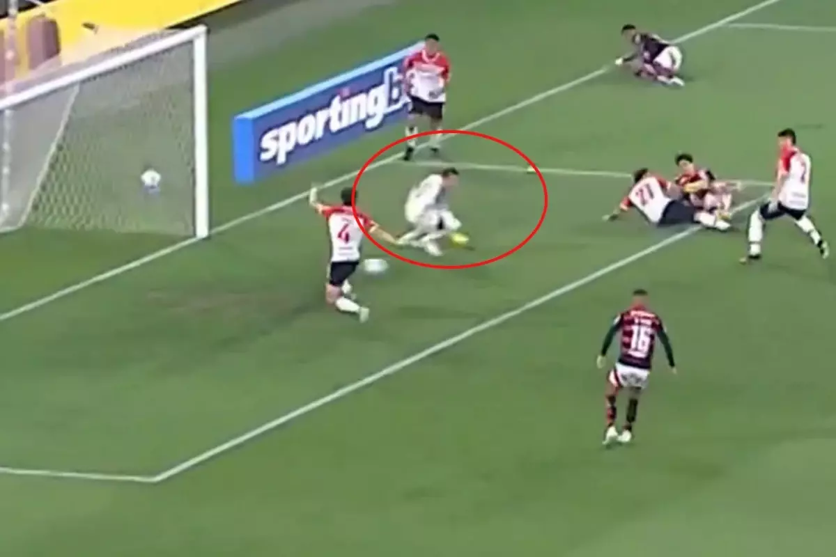 nereden nereye muslera 16 saniyede gol yedi paAs2PaD