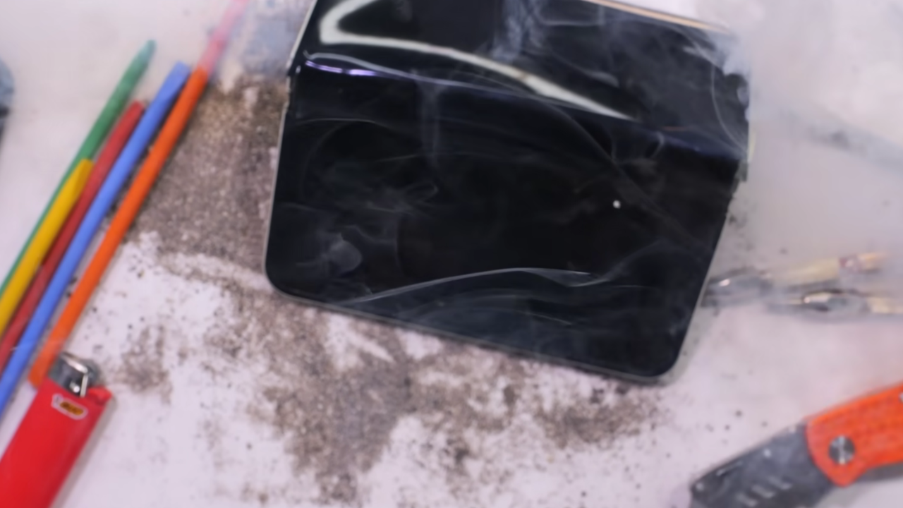 iskence testinde patlayan telefon CrLj7vXi.png