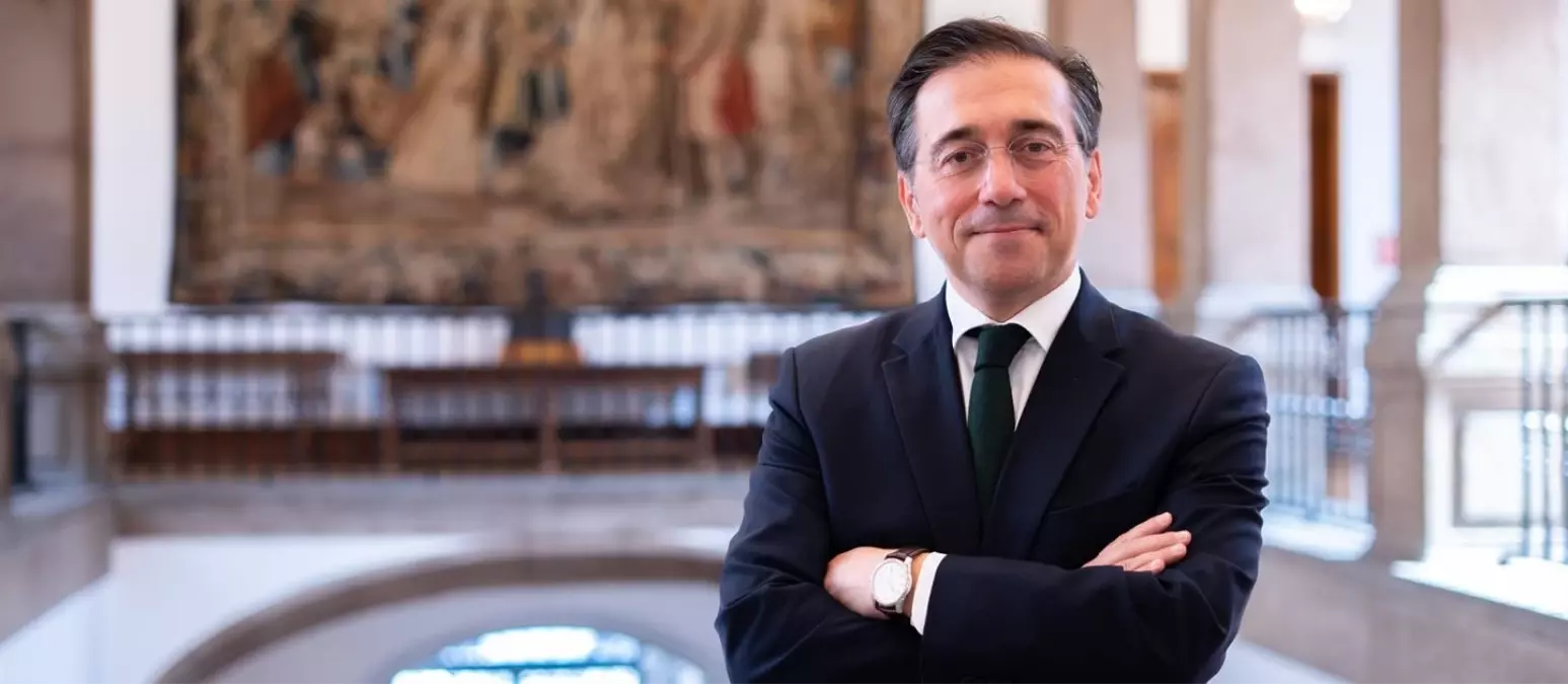 ispanyol aktivistlerin ayrilisi LvWGamNI