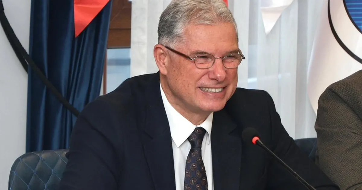 mudanya belediye baskani deniz dalgicin kapatilan hesabi yeniden acildi EwaqXqty