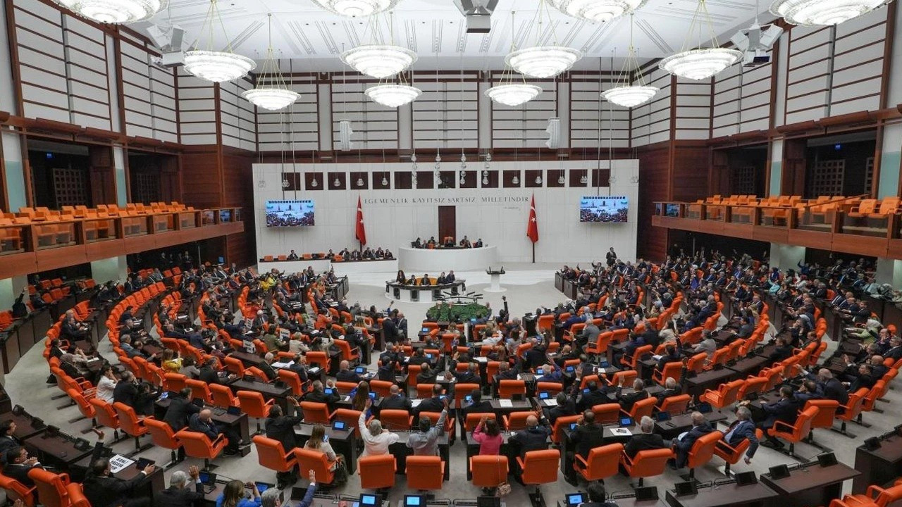 son dakika irak ve suriye tezkeresi tbmmde kabul edildi OycfGw7v.jpg