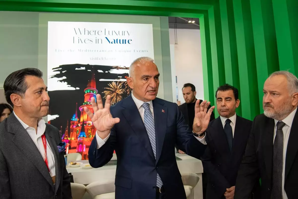 bakan ersoy turizm gelirinde yil sonu hedefimiz 64 milyar dolara emin adimlarla ilerliyoruz GaVJyzZJ.jpg