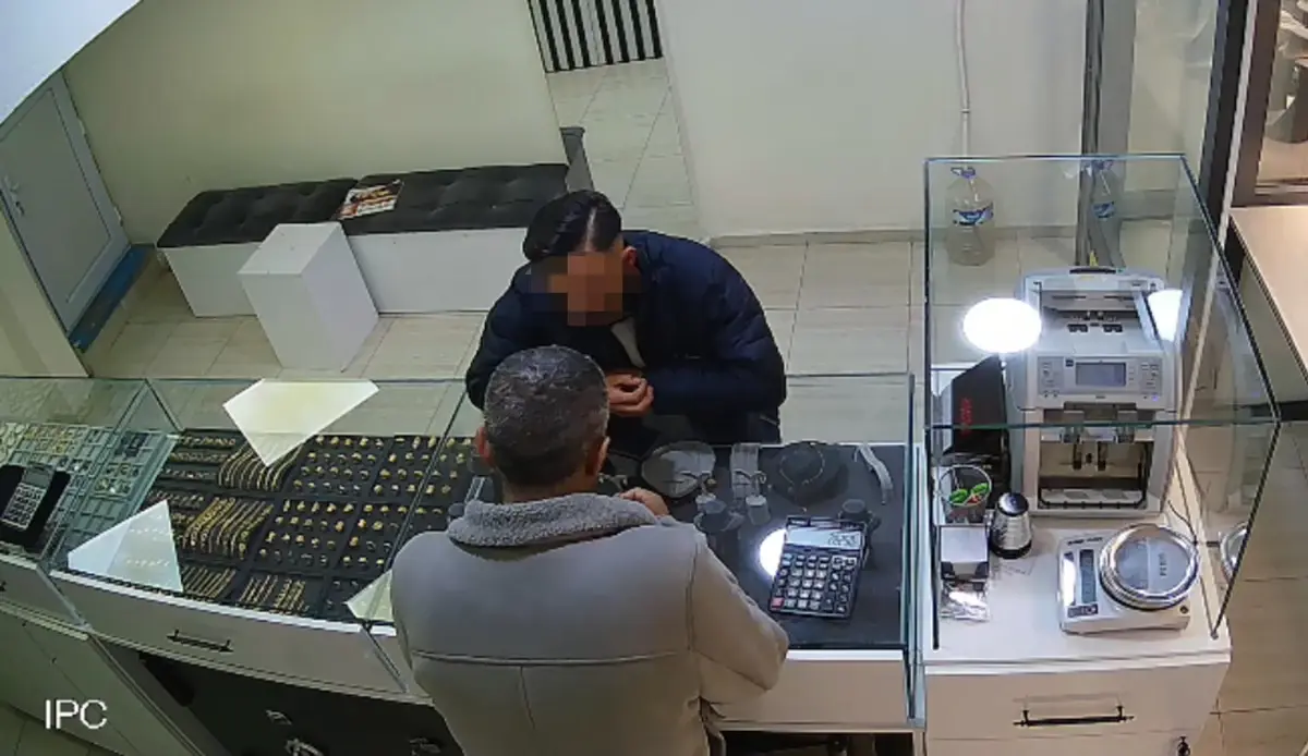 sahte altin satan kardesler tutuklandi Xh5plC8k.jpg