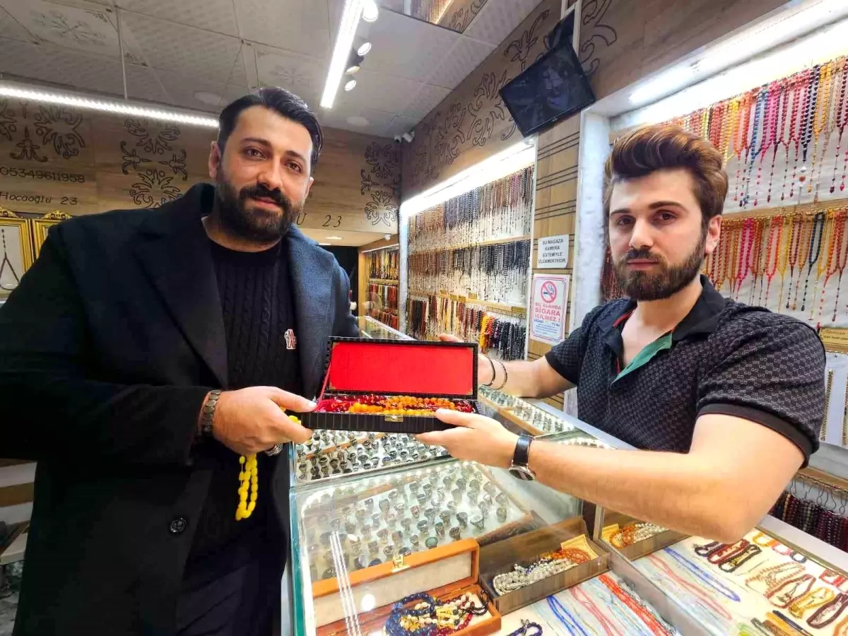 tespih tutkusu yatirima donustu elazigli kuyumcu 16 milyon liralik koleksiyon edindi rjrBN2P9.jpg