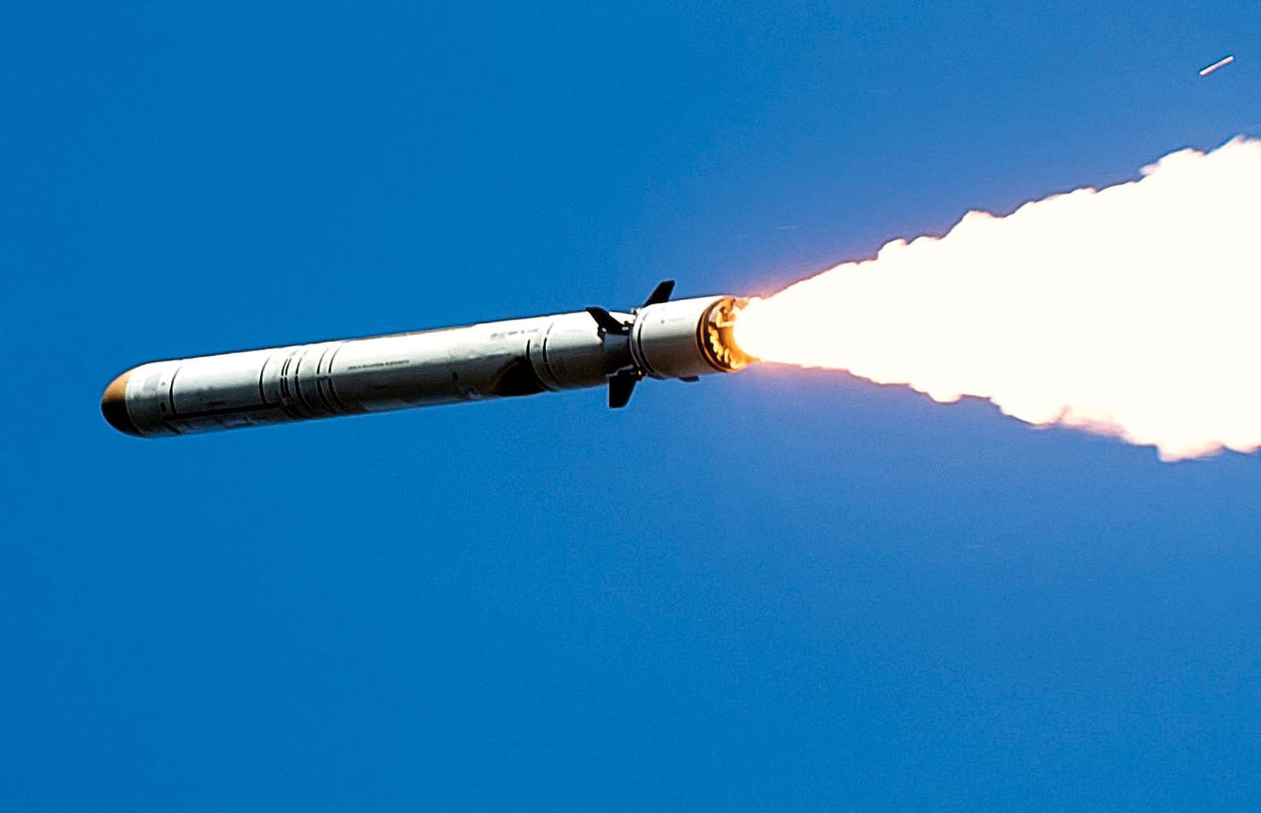 trumpin nukleer carki o rus fuzesi yuzunden UJvmNLrt.jpg